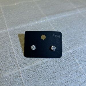 Elegant Silver Stud Earrings 6mm